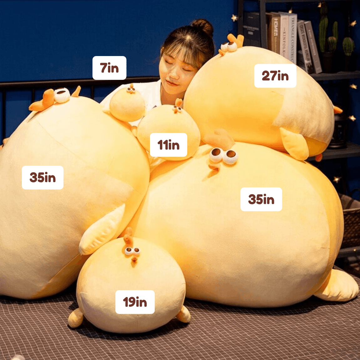 Chonky yellow chicken plushie – view 3